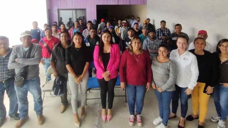 EMPRENDEN LUCHA PARA ABATIR REZAGO EDUCATIVO EN CALCAHUALCO