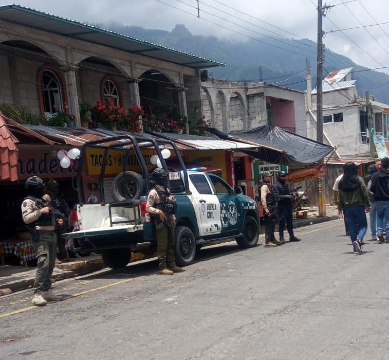 REFUERZAN SEGURIDAD EN CALCAHUALCO