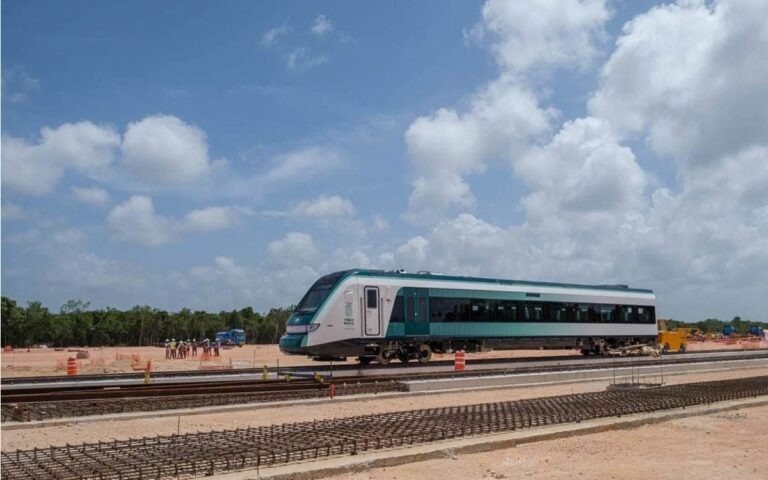 VAGONES DE TREN MAYA INICIARÁN PRUEBAS EN CANCÚN Y MÉRIDA