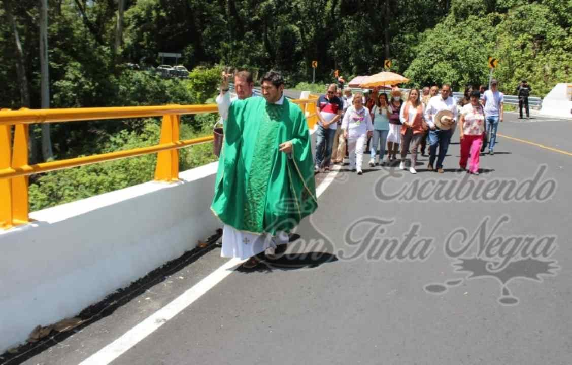 BENDICEN NUEVO PUENTE DE CHOCAMÁN