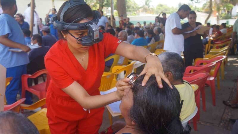 REALIZA IMSS-BIENESTAR VALORACIÓN DE PACIENTES EN JORNADA DE CIRUGÍAS OFTALMOLÓGICAS
