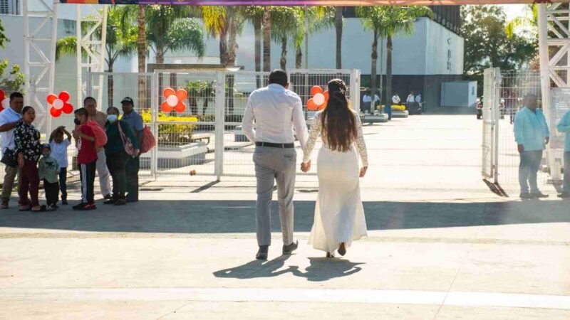 PROMUEVEN SEGUNDA CAMPAÑA DE BODAS COLECTIVAS EN CÓRDOBA