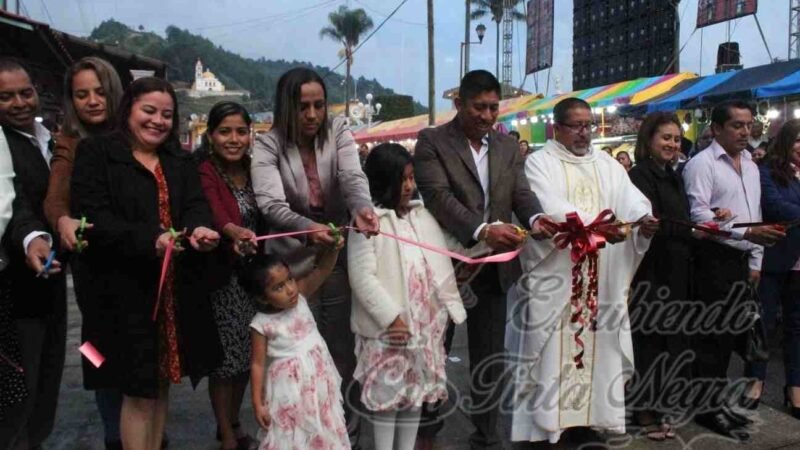 INAUGURAN FERIA DE ALPATLÁHUAC 2023