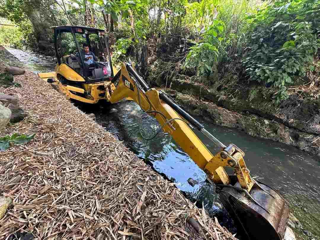 LIMPIAN HIDROSISTEMA Y OBRA PÚBLICA RÍOS Y ARROYOS PARA EVITAR INUNDACIONES