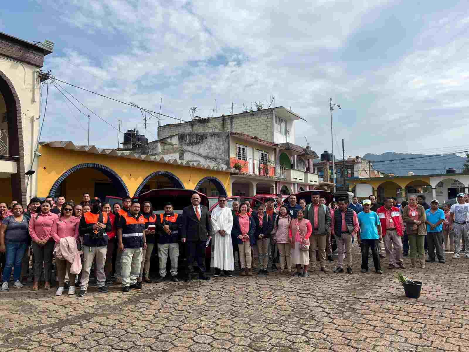 EQUIPA ALCALDESA A PROTECCIÓN CIVIL
