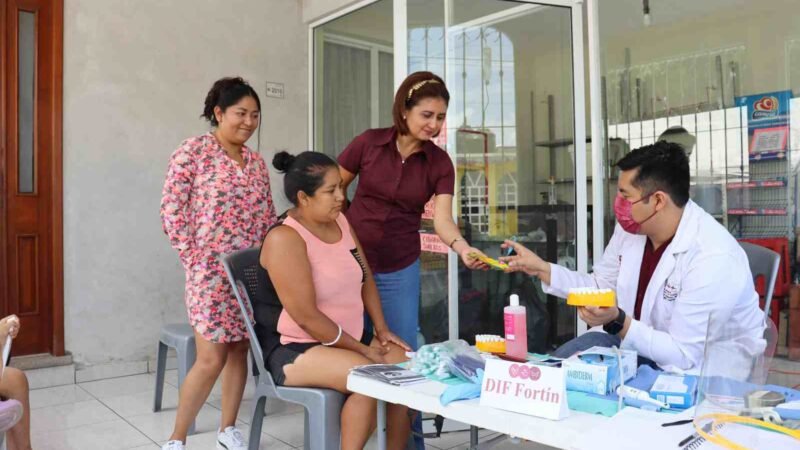 LLEGA DIF MÓVIL A SAN MARCIAL