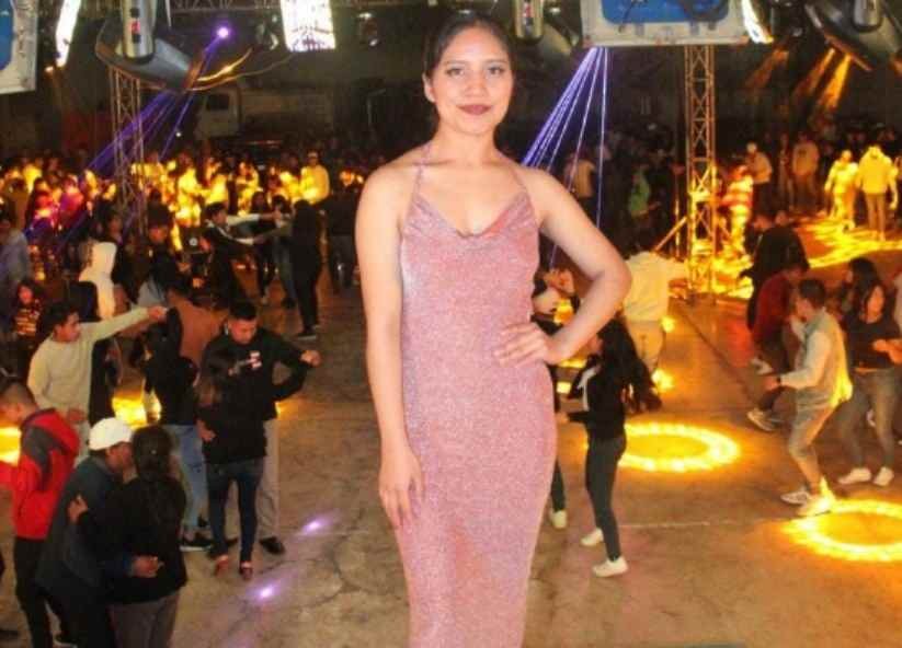 ELIGEN A VIRIDIANA TENTLE COMO REINA DE FERIA DE CALCAHUALCO