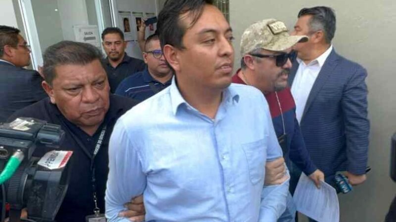 GIRAN SEGUNDA ORDEN DE APREHENSIÓN CONTRA AGRESOR DE MAESTRA EN CUAUTITLÁN IZCALLI