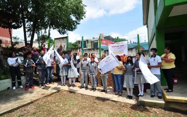 DAN BANDERAZO DE OBRA EN LA JOVITA LARA