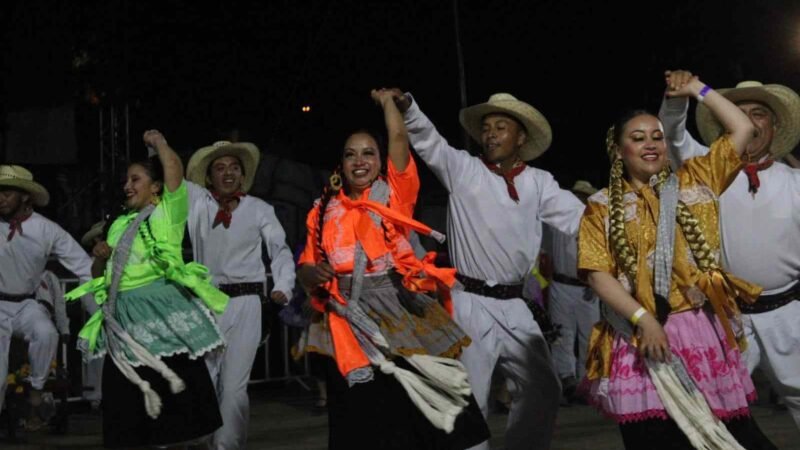 CELEBRAN ENCUENTRO NACIONAL DE MAESTROS DE DANZA EN ATOYAC