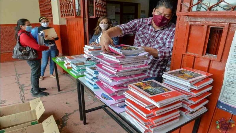 LA SEP AFIRMA QUE NO HAY IMPEDIMENTO PARA DISTRIBUIR LIBROS DE TEXTO GRATUITOS