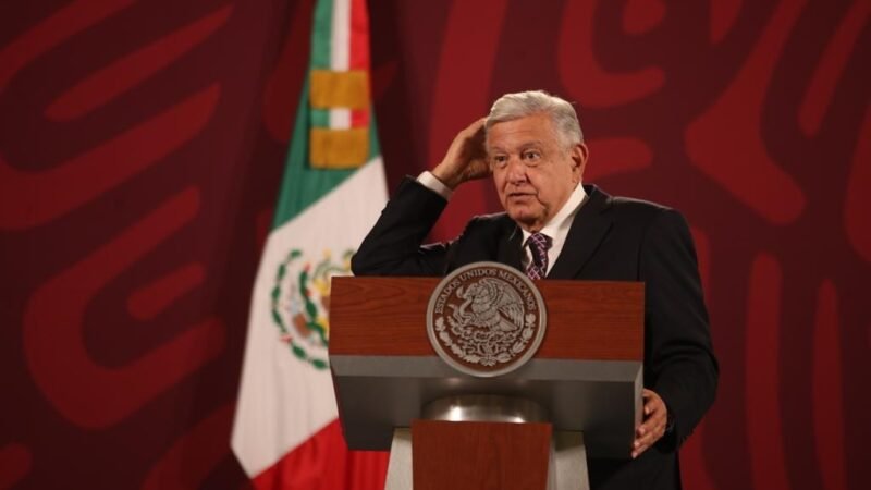 INE ORDENA A AMLO NO HACER MENCIÓN ALGUNA DE XÓCHITL GÁLVEZ