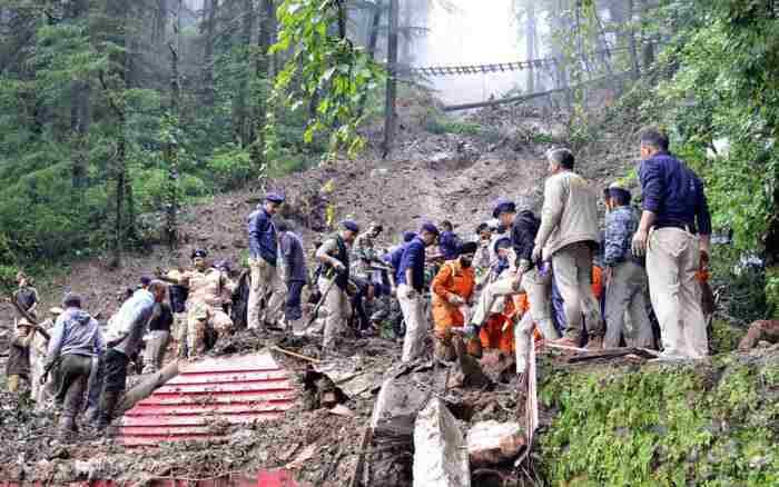 SUMAN 50 PERSONAS MUERTAS POR LLUVIAS AL NORTE DE INDIA