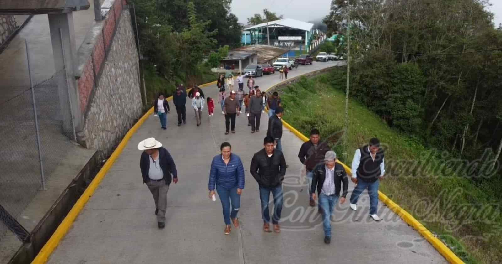 ENTREGA LEONEL SÁNCHEZ PAVIMENTACIÓN EN AGUA DE ORO