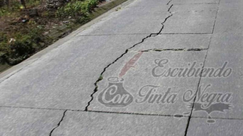 BUSCA ALCALDE REHABILITACIÓN DE CARRETERA COSCOMATEPEC-ALPATLÁHUAC-CALCAHUALCO