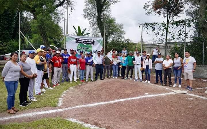REHABILITARÁN CAMPO DE BÉISBOL EN CHOCAMÁN