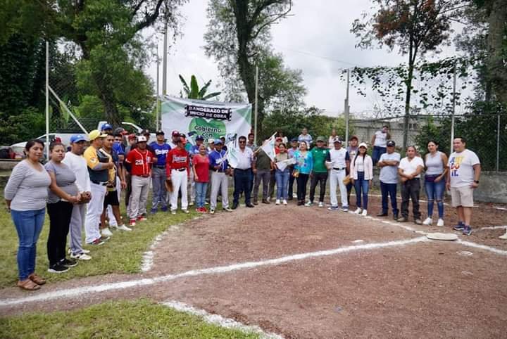 REHABILITARÁN CAMPO DE BÉISBOL EN CHOCAMÁN
