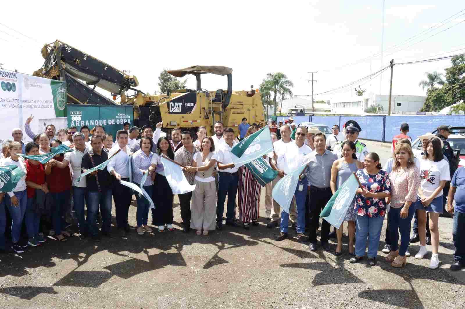 GERARDO ROSALES DA BANDERAZO DE REHABILITACIÓN EN CARRETERA FEDERAL