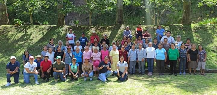 ANUNCIA ERNESTO RUIZ CONSTRUCCIÓN DE SALÓN PARA CLUB AÑOS DORADOS