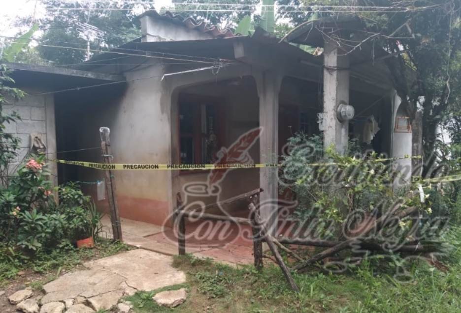 ENCUENTRAN A JOVEN SIN VIDA EN ZENTLA