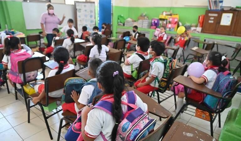 PIDE IGLESIA PONER ATENCIÓN EN EDUCACIÓN DE MENORES Y NO EN CONTENIDO DE LIBROS