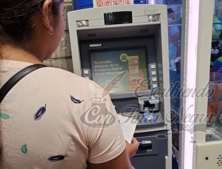 DENUNCIAN CAJEROS QUE “ROBAN” A LOS CLIENTES