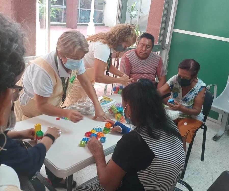 CELEBRA IMSS A ADULTOS MAYORES