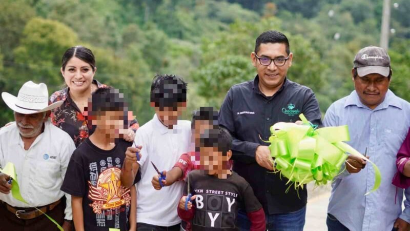 ESTRENAN CALLE EN LA JOYA