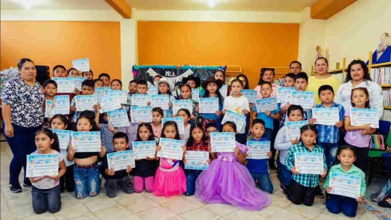 CONCLUYE CURSO DE VERANO EN COSCOMATEPEC