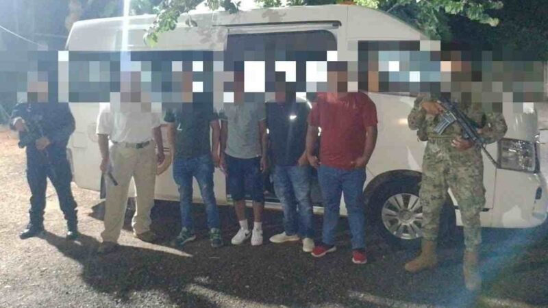 INTERVIENEN A 77 INDOCUMENTADOS