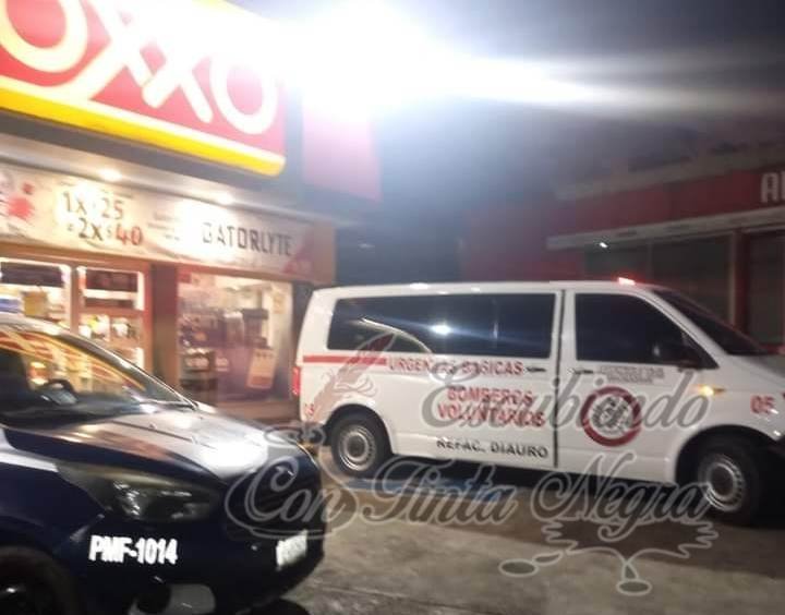 ASALTAN OXXO DE SAN NICOLÁS