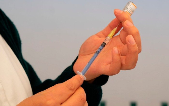 COFEPRIS EMITE ALERTA DE RIESGO SOBRE VACUNA CONTRA EL DENGUE