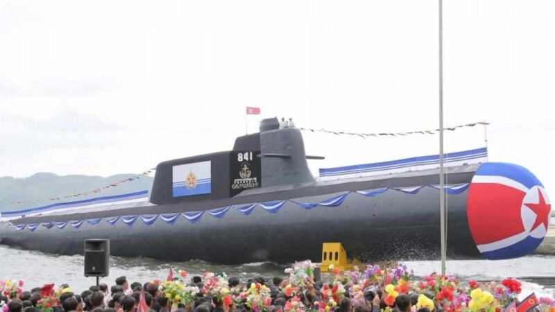 COREA DEL NORTE ESTRENA “SUBMARINO PARA ATAQUES NUCLEARES TÁCTICOS”
