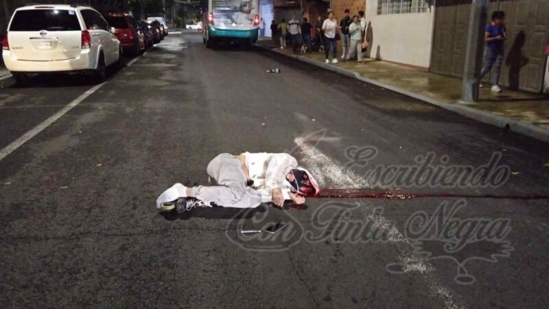 AUTOBUS LE PASA ENCIMA A PATINETO; EL JOVEN MURIÓ