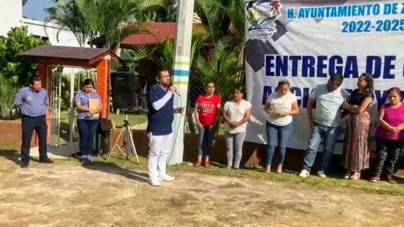 INAUGURA RAFAEL LÓPEZ AMPLIACIÓN ELÉCTRICA EN COLONIA MANUEL GONZÁLEZ