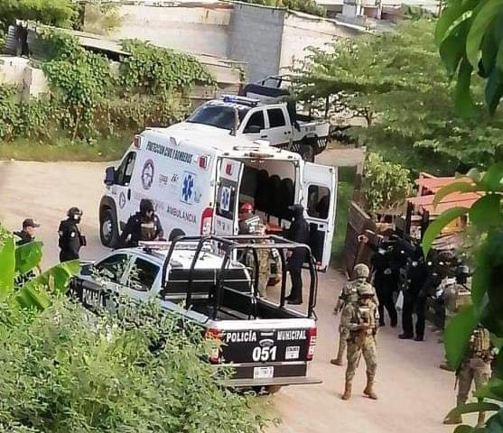 BALEAN A PAREJA; EL HOMBRE MURIÓ