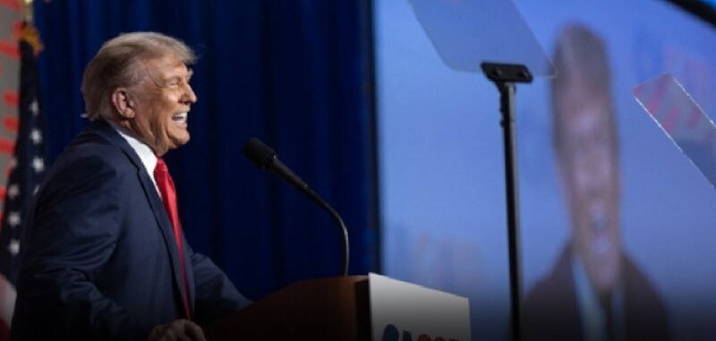 TRUMP SE BURLA DE LAS CAÍDAS QUE HA SUFRIDO JOE BIDEN