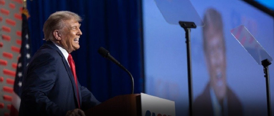 TRUMP SE BURLA DE LAS CAÍDAS QUE HA SUFRIDO JOE BIDEN