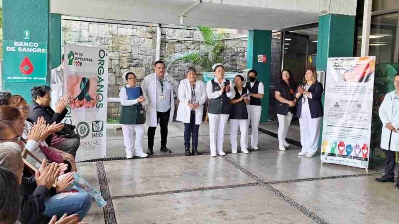 FAMILIAS DE DONADORES RECIBEN RECONOCIMIENTO