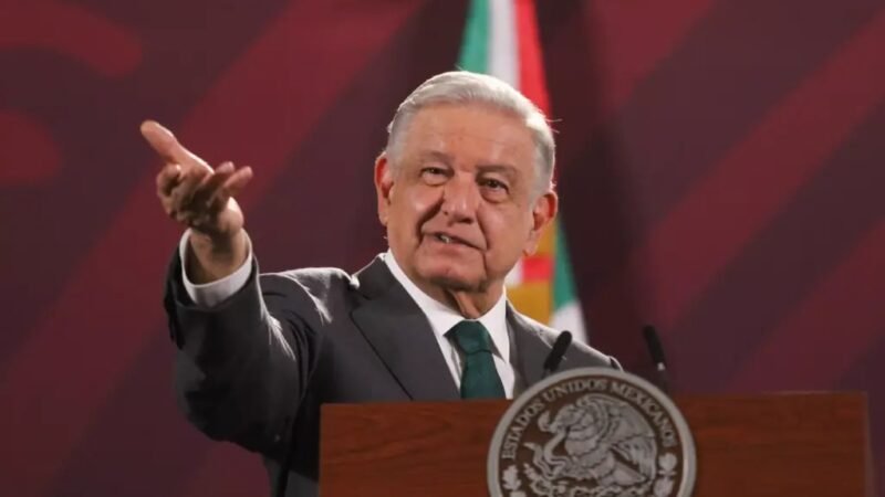 NO SE NOS SUBIÓ EL PODER, NO HEMOS PERDIDO EL PISO: AMLO