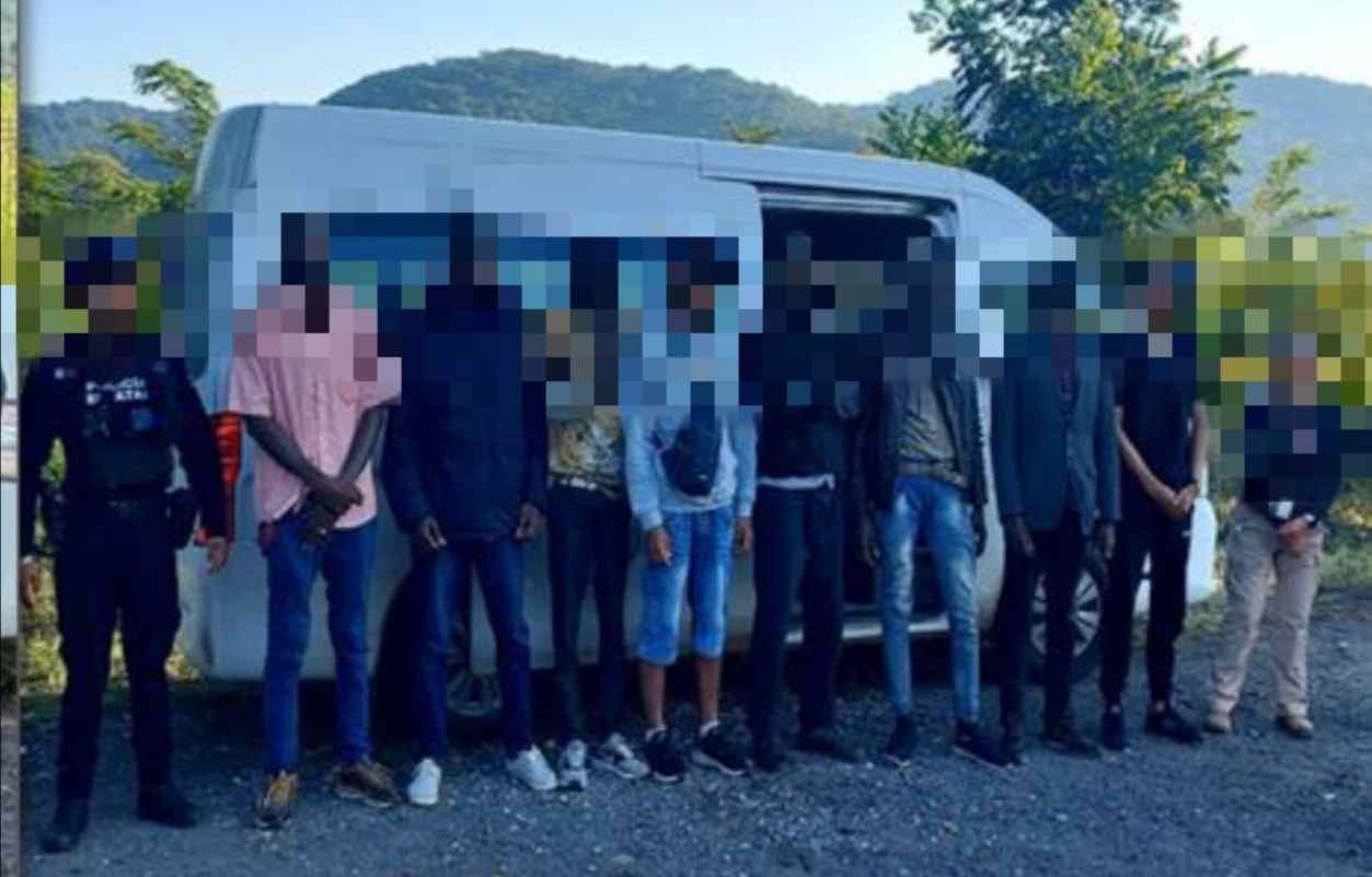 INTERVIENEN A 83 INDOCUMENTADOS