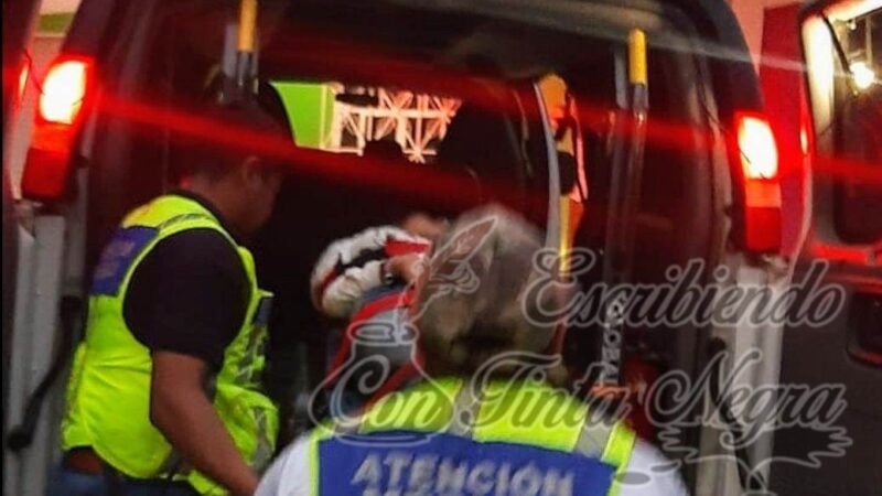 JOVEN SE LANZA A BARRANCO