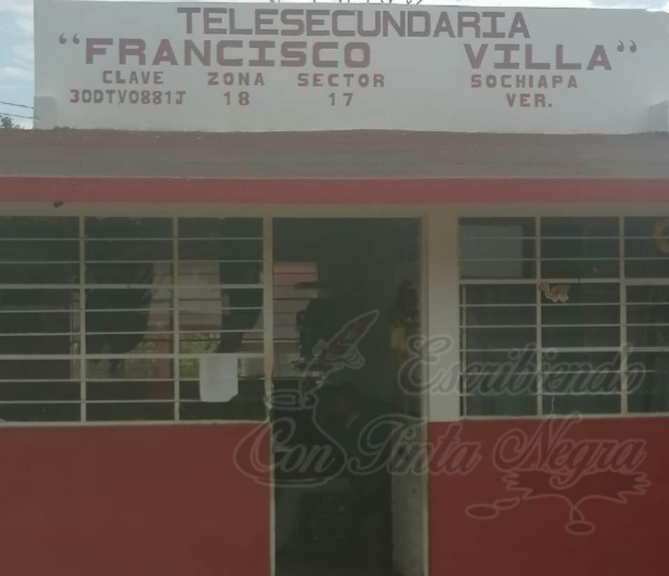 DESMANTELAN ESCUELA DE SOCHIAPA