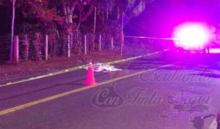 MUERE MENOR AL DERRAPAR