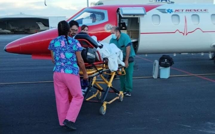 COMPLICACIONES DE DENGUE OBLIGAN A TRASLADO AÉREO DE PACIENTES