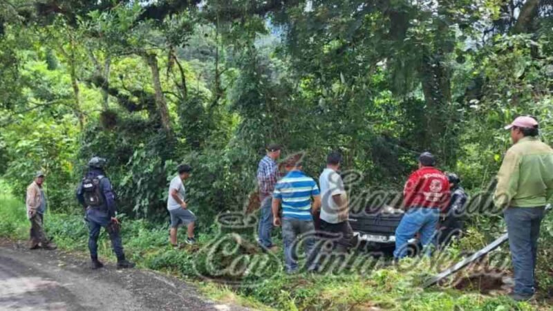 SE ACCIDENTAN IXHUATECOS