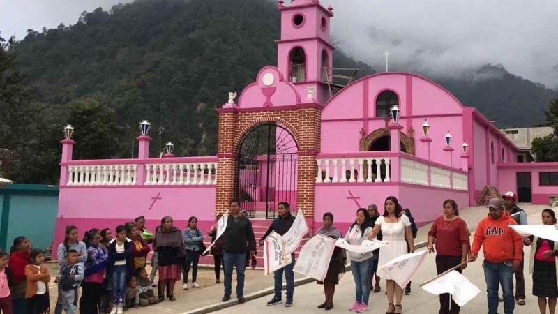 COMIENZA INSTALACIÓN DE ALUMBRADO PÚBLICO EN ATOTONILCO