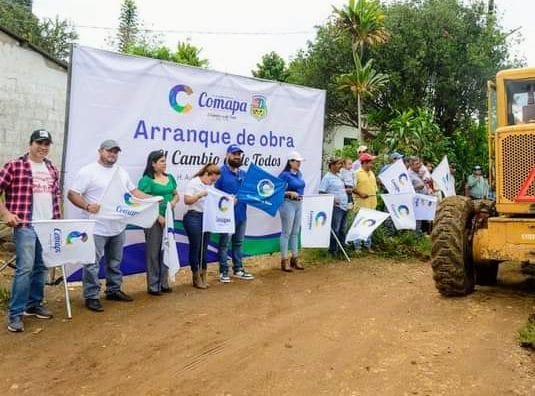 PAVIMENTARÁN CALLE EN COMAPA