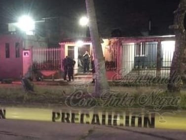 CONTINÚA LA VIOLENCIA; EJECUTAN A HOMBRE EN SU CASA