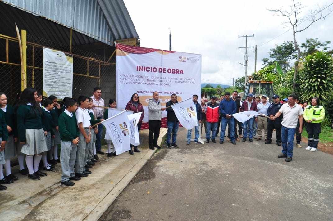 REHABILITARÁN CAMINO A CAPULAPA